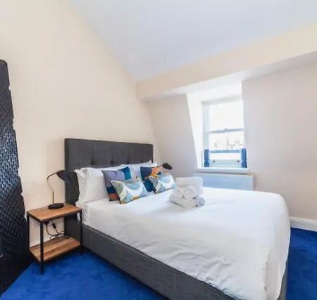 Hub Townhouse Apartment