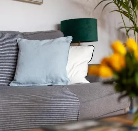 Hub Townhouse * London