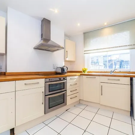 Apartment Hub Townhouse London