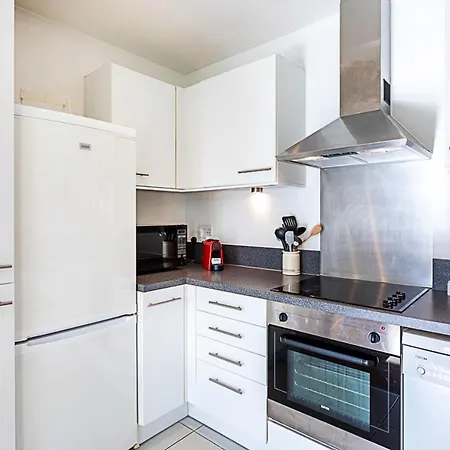 City-close 1-bed Near Tower Hill *