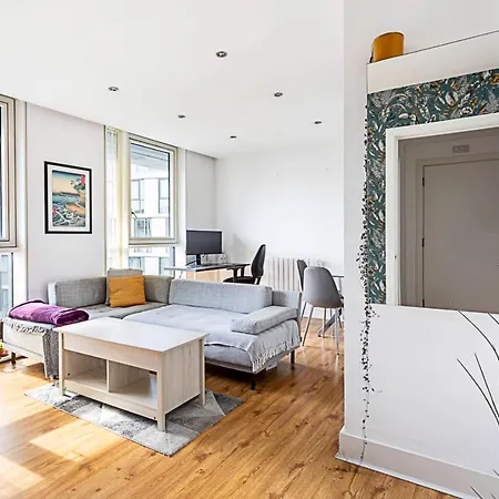 City-close 1-bed Near Tower Hill London
