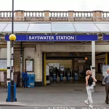 Stylish Hyde Park By Tube Stations With Elevator Apartment *