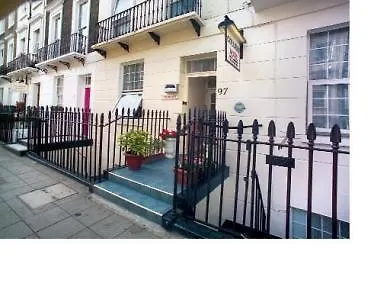 Guest house Colliers London