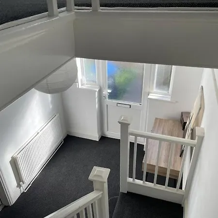 5 Bed 5mins From Wembley Stadium * Londres
