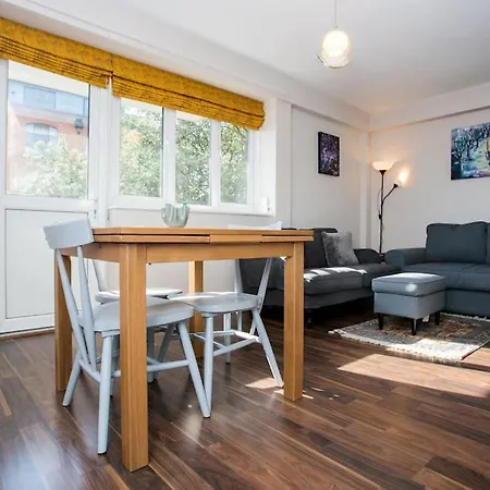 Lovely 1 Bedroom W/ Balcony In Dalston *