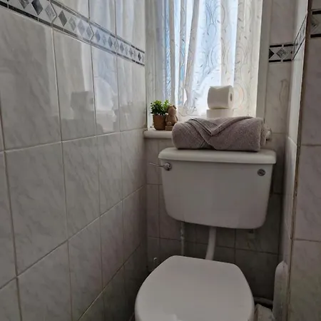 Double With Excellent Views - Central Homestay