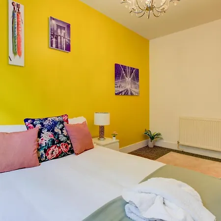 Oxford Street Mayfair Family Apartment London