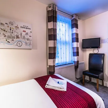 Hotel Saba And London