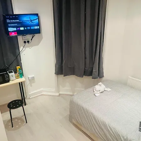 Bed & Breakfast Y2 *
