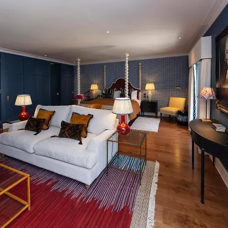 The Of Club Hotel