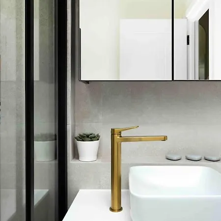Luxury Flat In Earls Court * Londra
