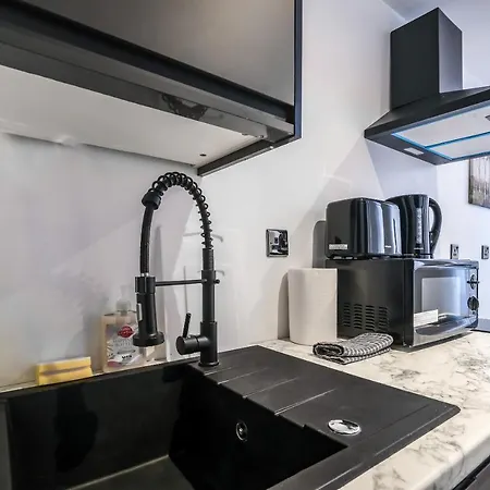 Apartment Quaint And Spacious Piccadilly Sleep 6 Vrd *