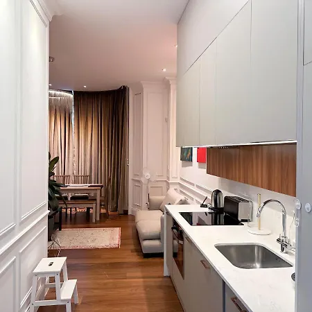 Luxurious 2-bedroom, 2-bathroom Paddington Retreat With En-suite Tv Bed * London