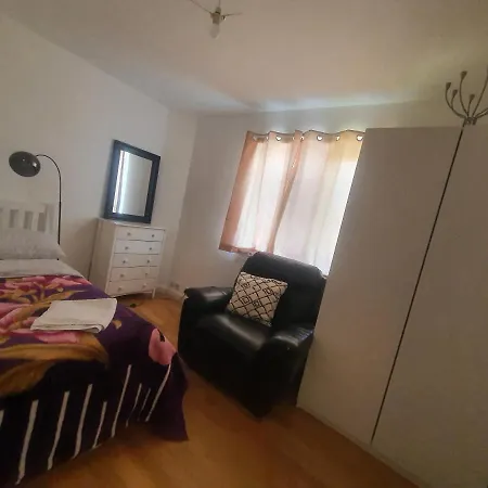Apartment Art Double Bed *