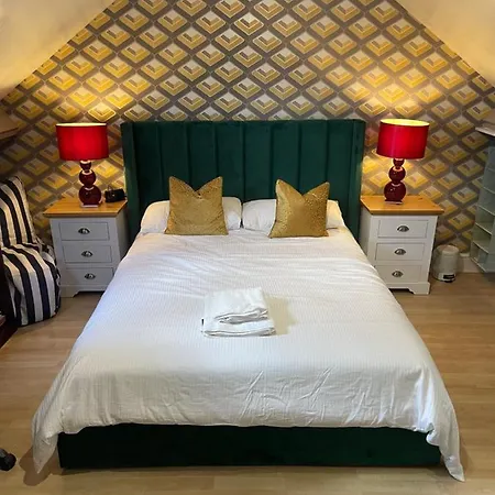 Homestay Walpole House