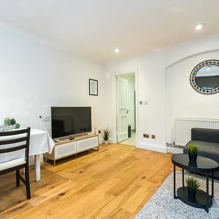 Cozy 1 Bedroom / Gloucester Road / Kensington *