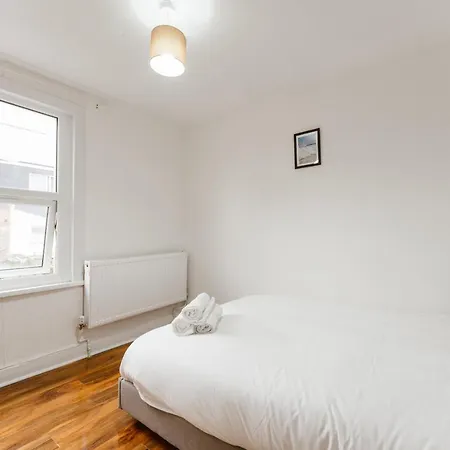 Guest house Great In Plaistow