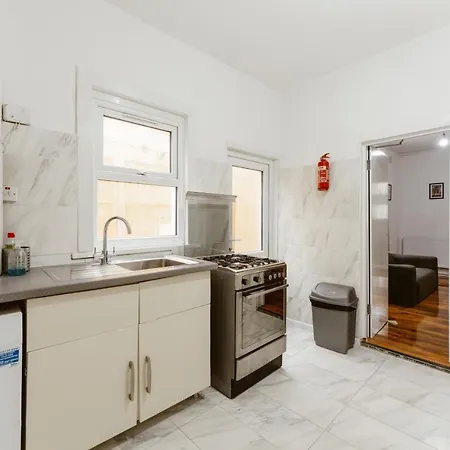 Great In Plaistow Guest house London