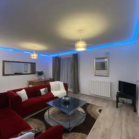 Apartment In - 24 7 Security *