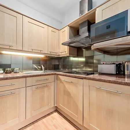 Apartment Immaculate 1-bed In