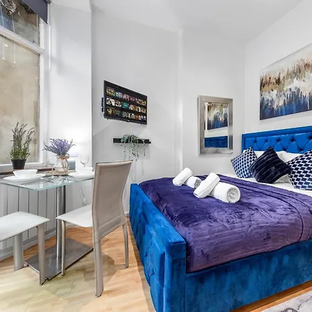 Immaculate 1-bed In London