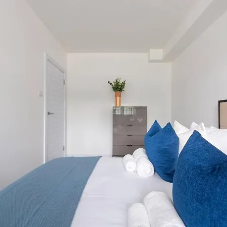 Appartement 2 Bedroom Modern Urban Sanctuary 1cc - Cherrydeal *