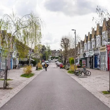 Apartment 2 Bedroom Modern Urban Sanctuary 1cc - Cherrydeal London