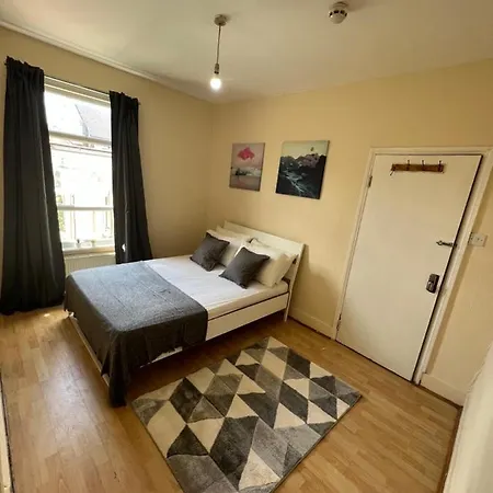 Homestay Stunning House In *