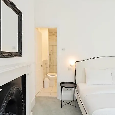 Apartment Beautiful Two Bedroom Maisonette In The Heart Of Chelsea