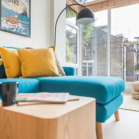 Apartment Hidden Gem In Chiswick, Stylish 1 Bedroom House *