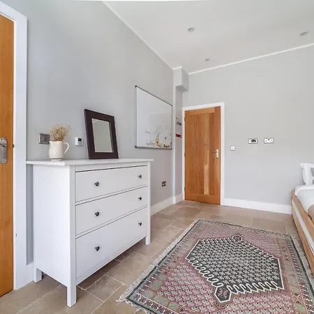 Bright Groundfloor 3br Flat, Brockley, Se *