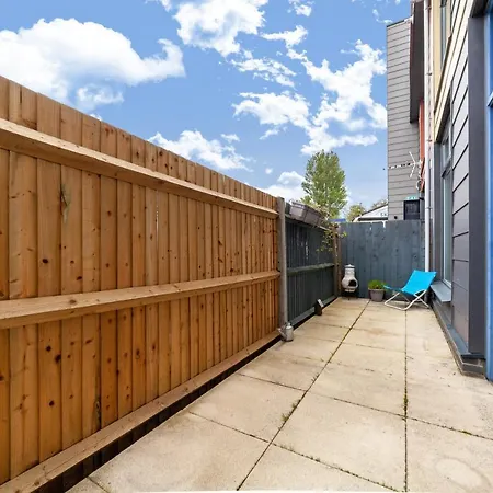 Bright Groundfloor 3br Flat, Brockley, Se * London