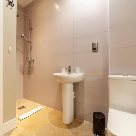 Bright Groundfloor 3br Flat, Brockley, Se London