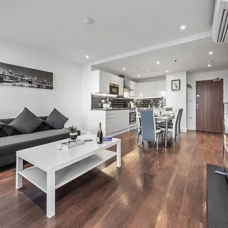 Apartment Amazing Britania 1 Bedroom Flat In Bp40