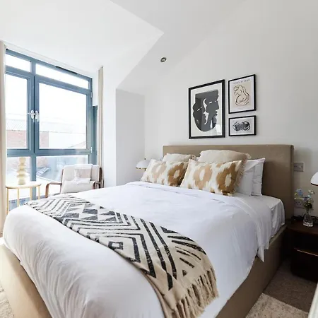 Apartment The Islington Place - Stunning 2bdr House London