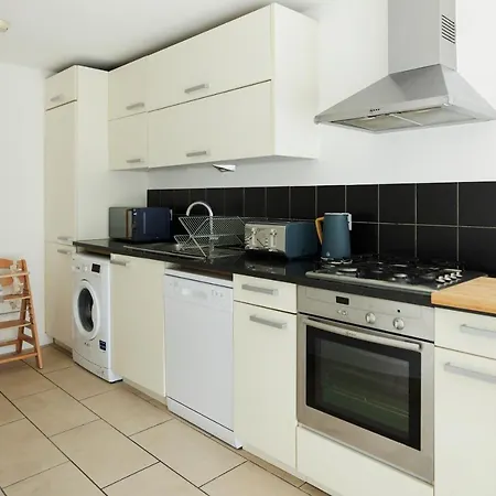 The Islington Place - Stunning 2bdr House Apartment *