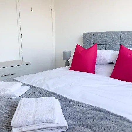 De Montfort House London