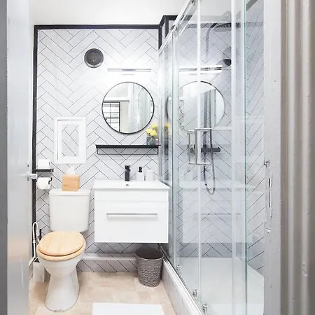 Apartment Luxury Flat In