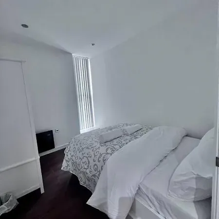 Flat 3, 417 Fulham, 2 Bedroom, 1 Bathroom Flat London