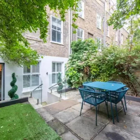 Beautifully Refurbished 2bd Flat - Earl's Court! Apartment *