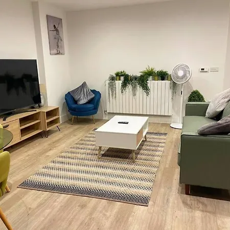 Morden Luxury 2bedroom London