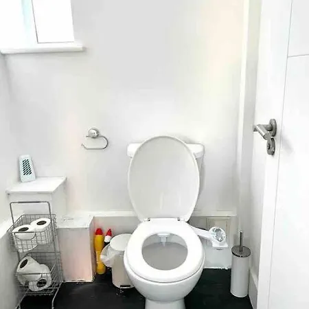 Spacious Flat In Apartment