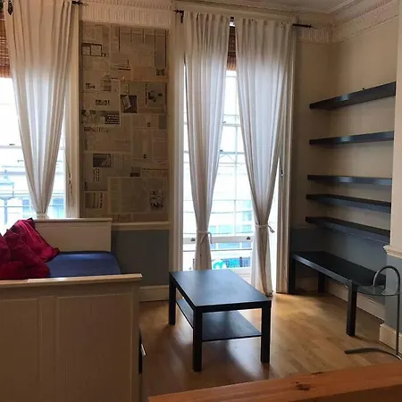 Apartment Luxury 3 Bedroom Flat Trafalgar Square, Embankment, Waterloo *