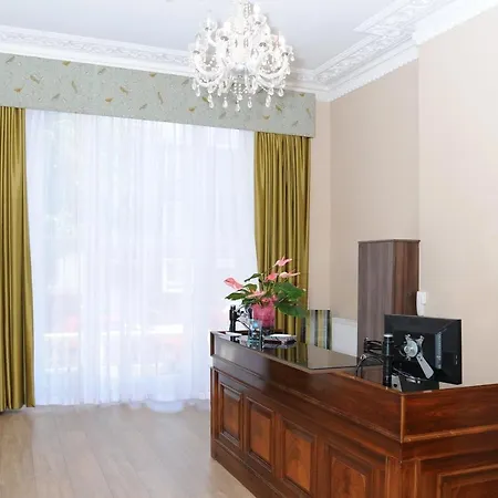 Hyde Park Boutique Hotel 3*