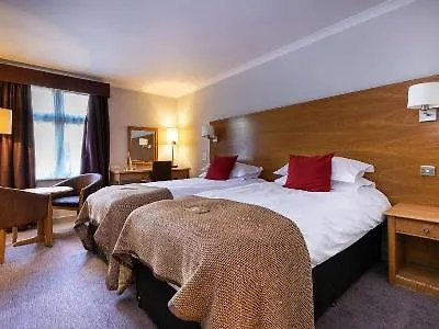 Bridge Hotel