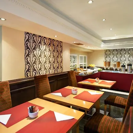 Royal Eagle 3* Londra