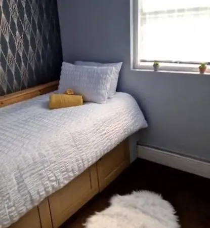 Single Guest house