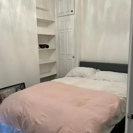 West Kensington Apartment
