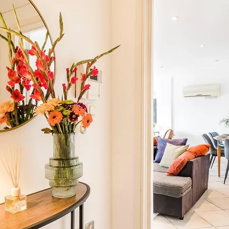 Bridge Penthouse - Luxury Apartment London