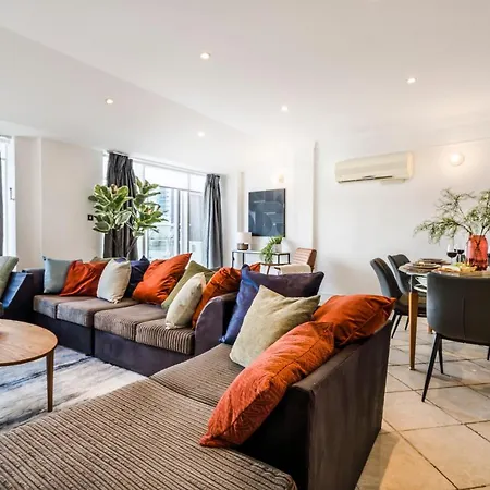 Bridge Penthouse - Luxury Apartment *
